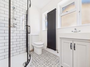 Family Bathroom- click for photo gallery